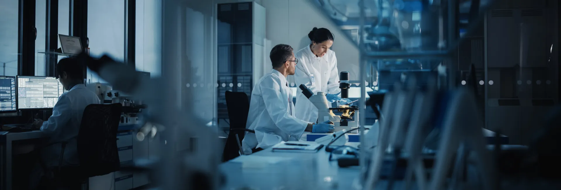 life-sciences-lab-equipment